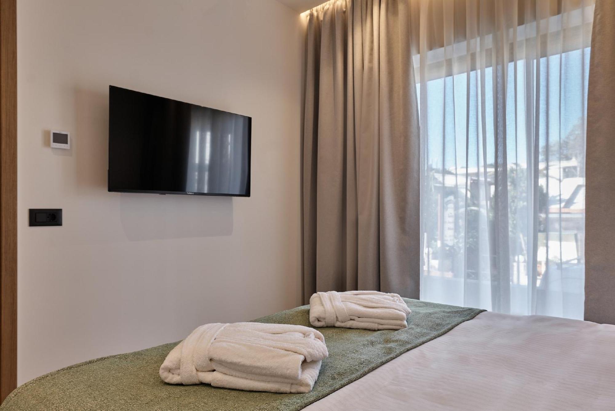 Inea Sole Boutique Hotel Като-Дарацо Екстер'єр фото